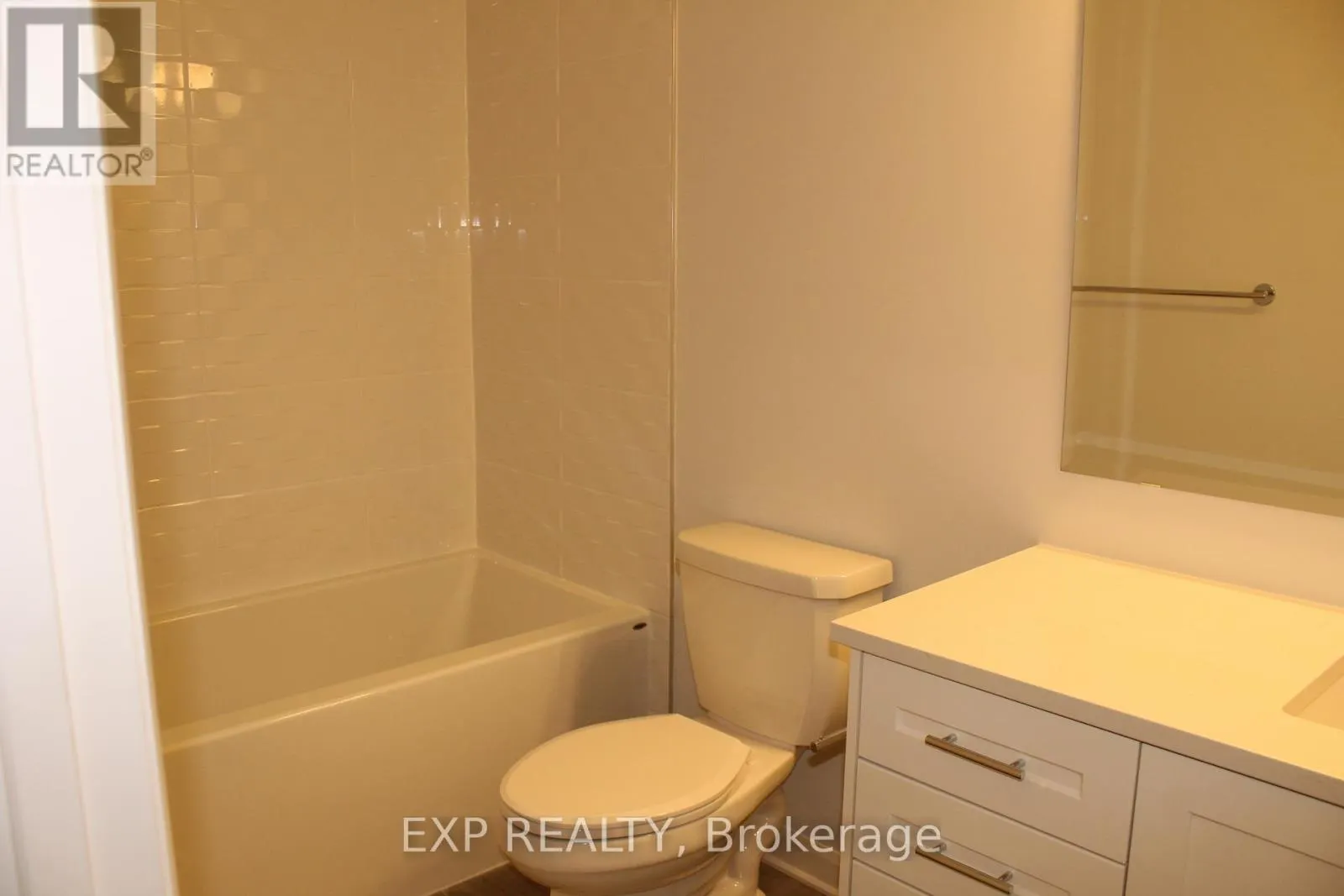 510 WOODLILY PRIVATE