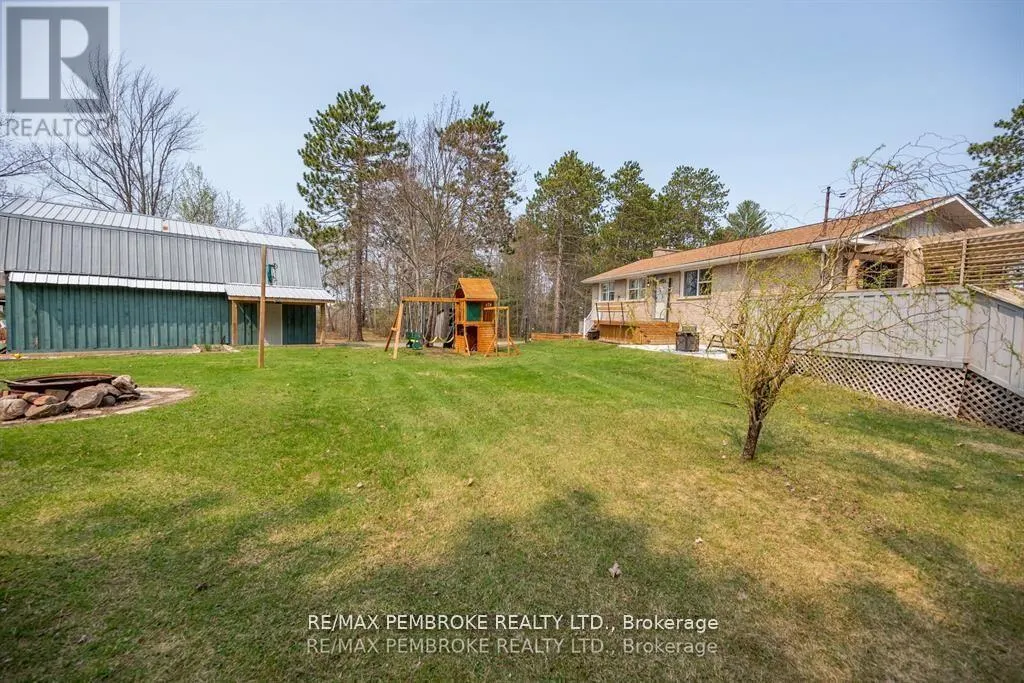 36 LABINE CRESCENT