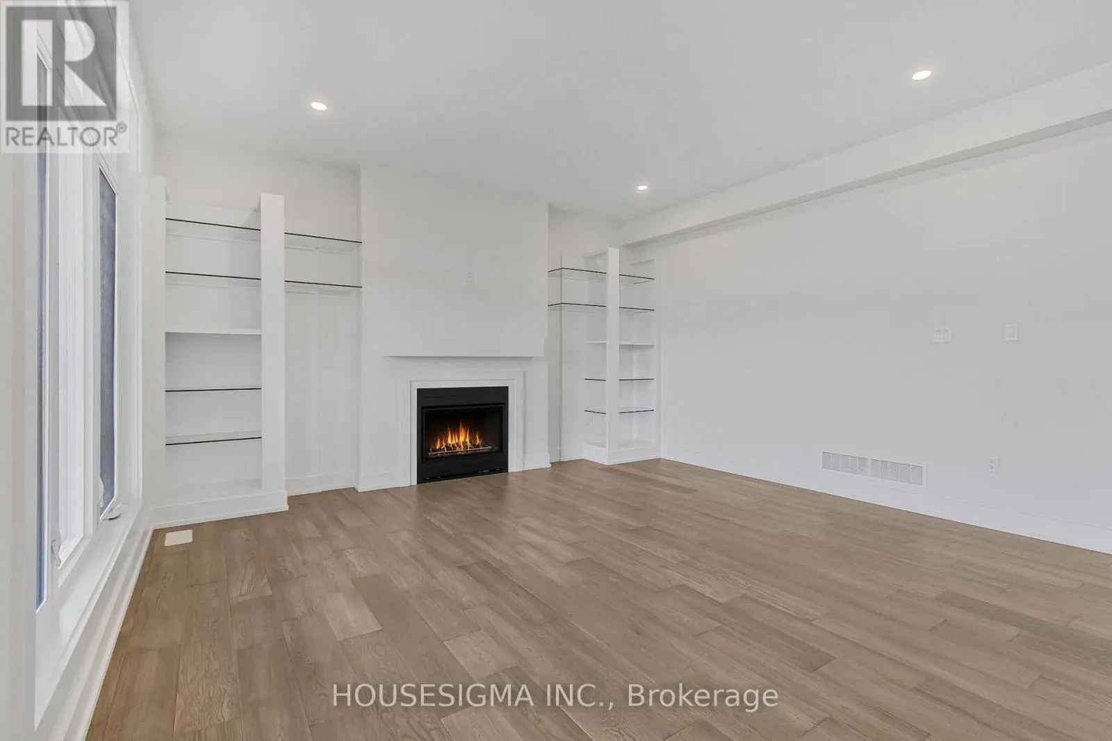 36 KELLY DRIVE