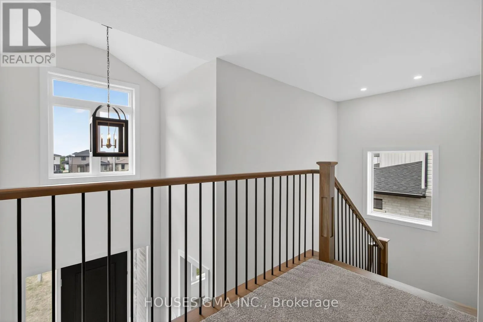 36 KELLY DRIVE