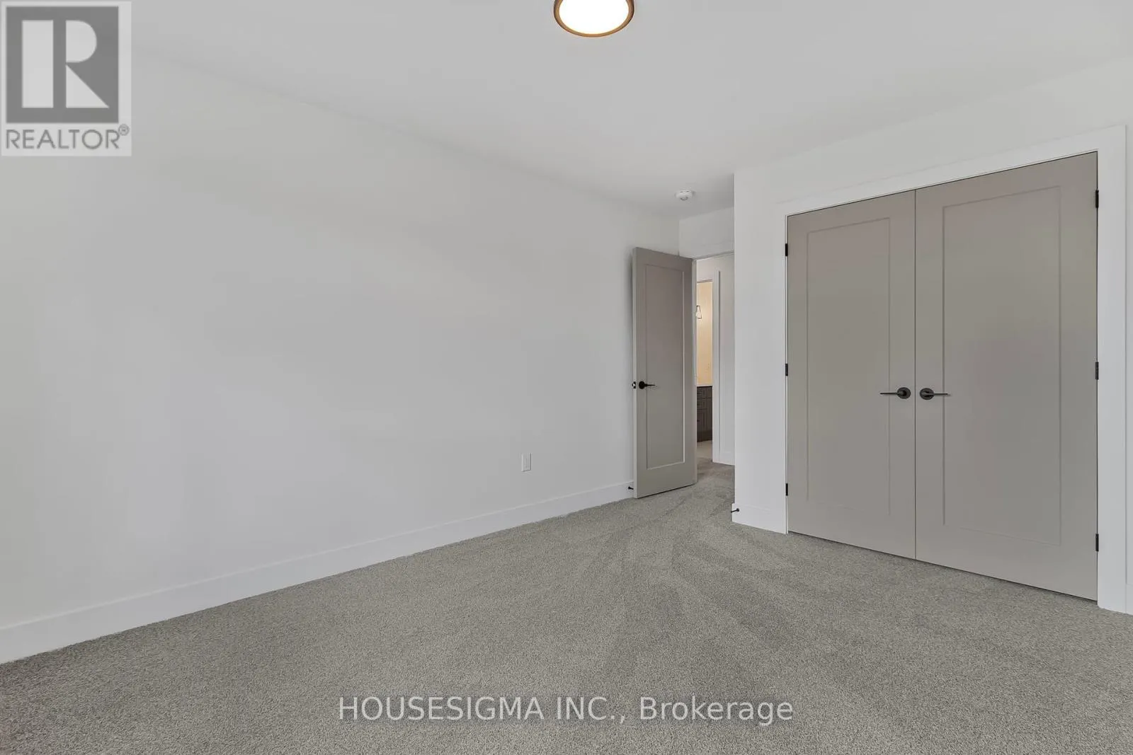 36 KELLY DRIVE