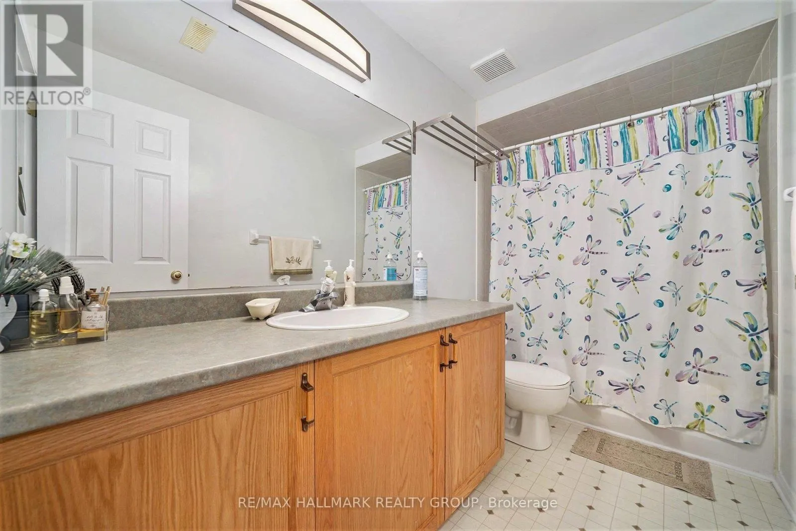 7 MAPLE PARK PRIVATE