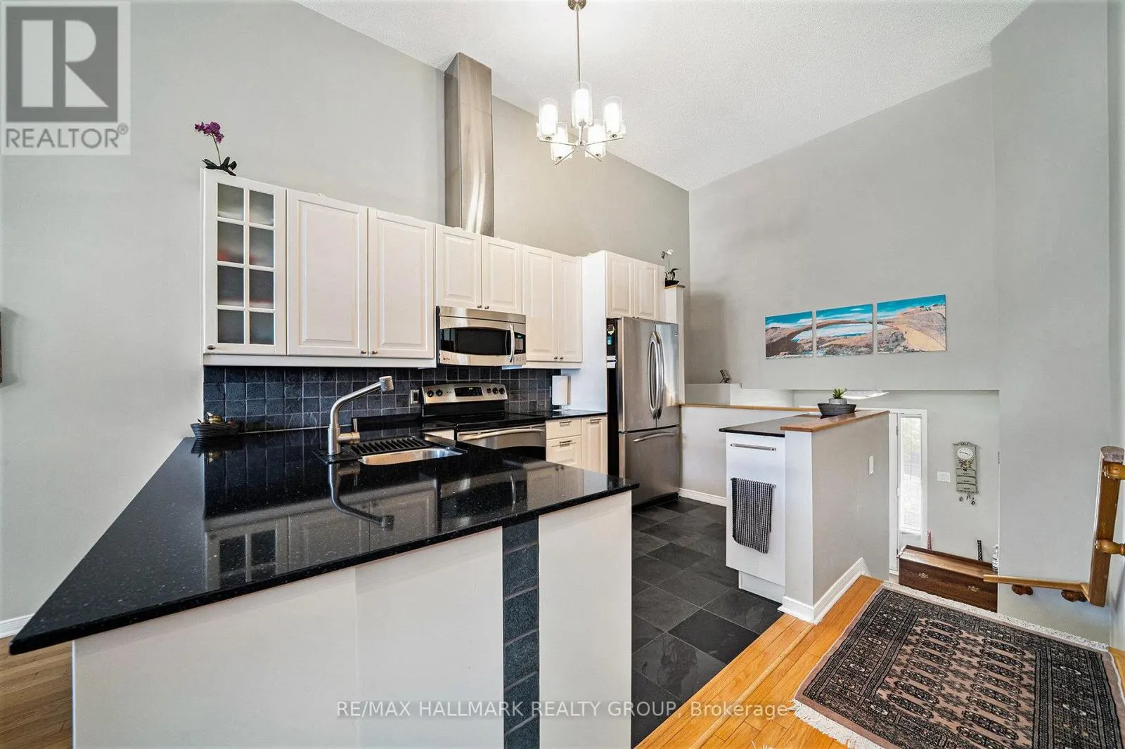 7 MAPLE PARK PRIVATE