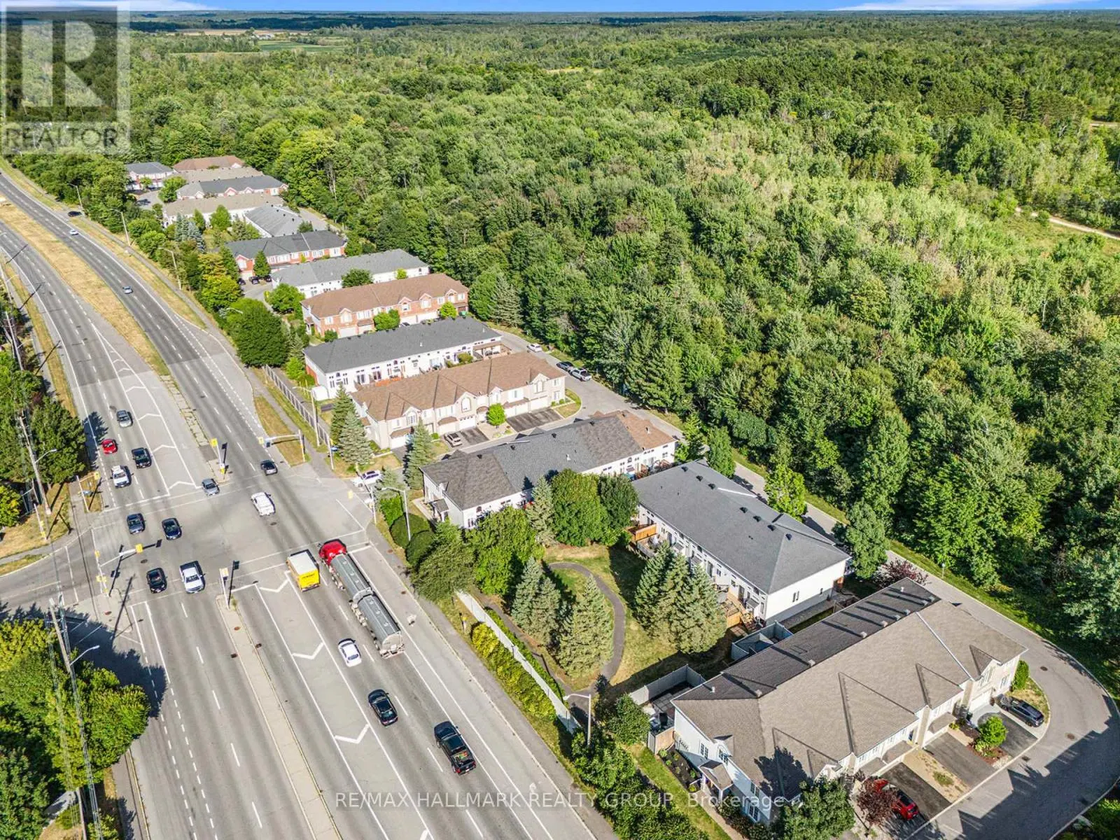 7 MAPLE PARK PRIVATE