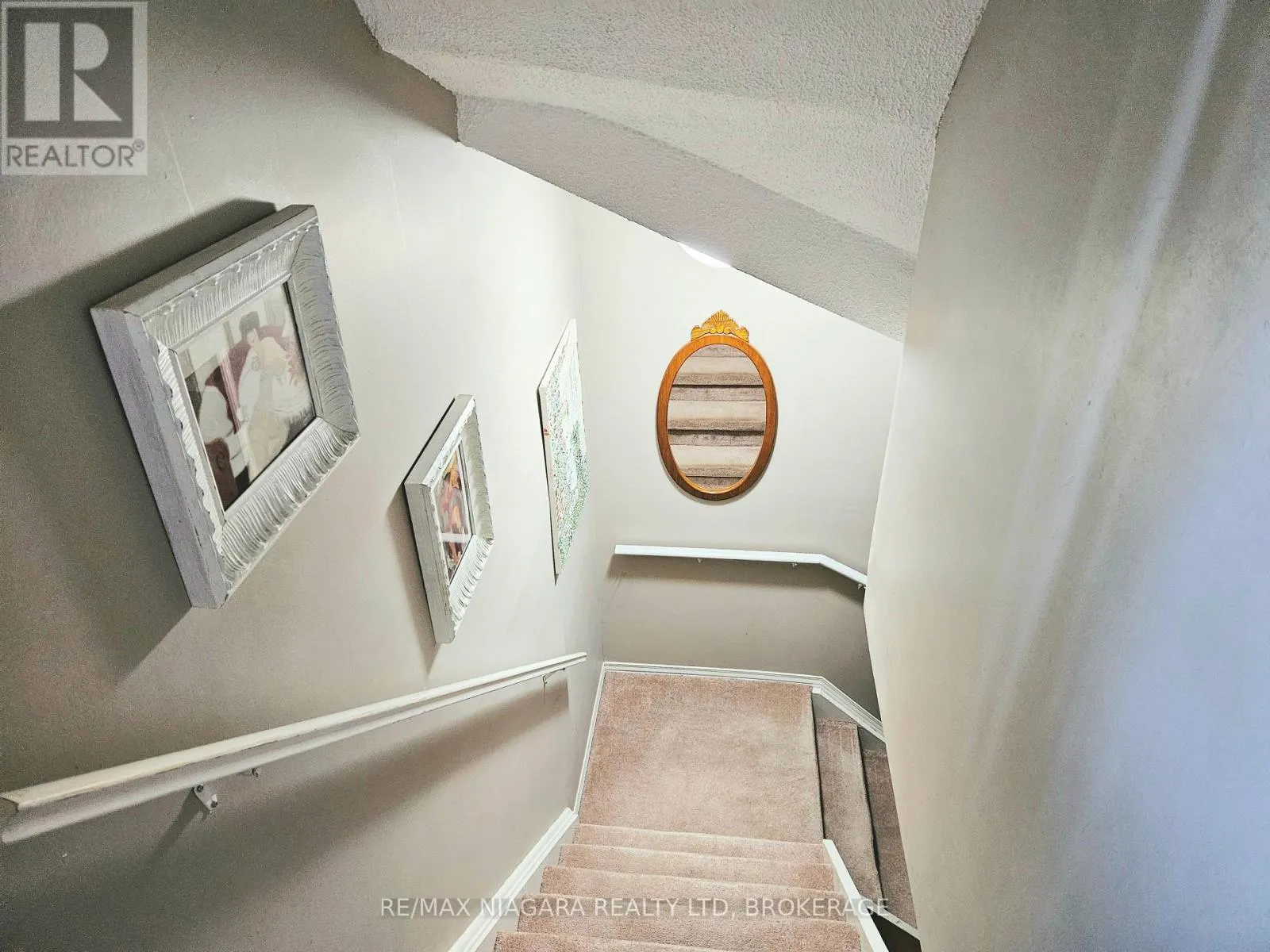 26 STRADA BOULEVARD