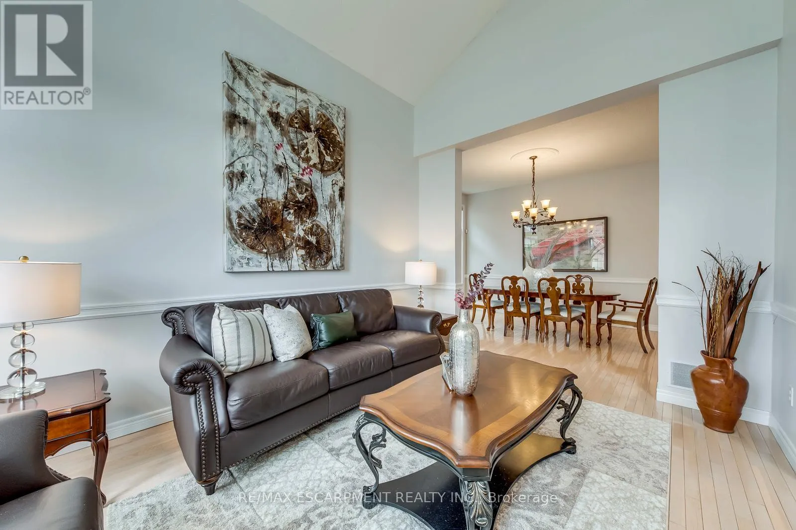 39 THOROUGHBRED BOULEVARD