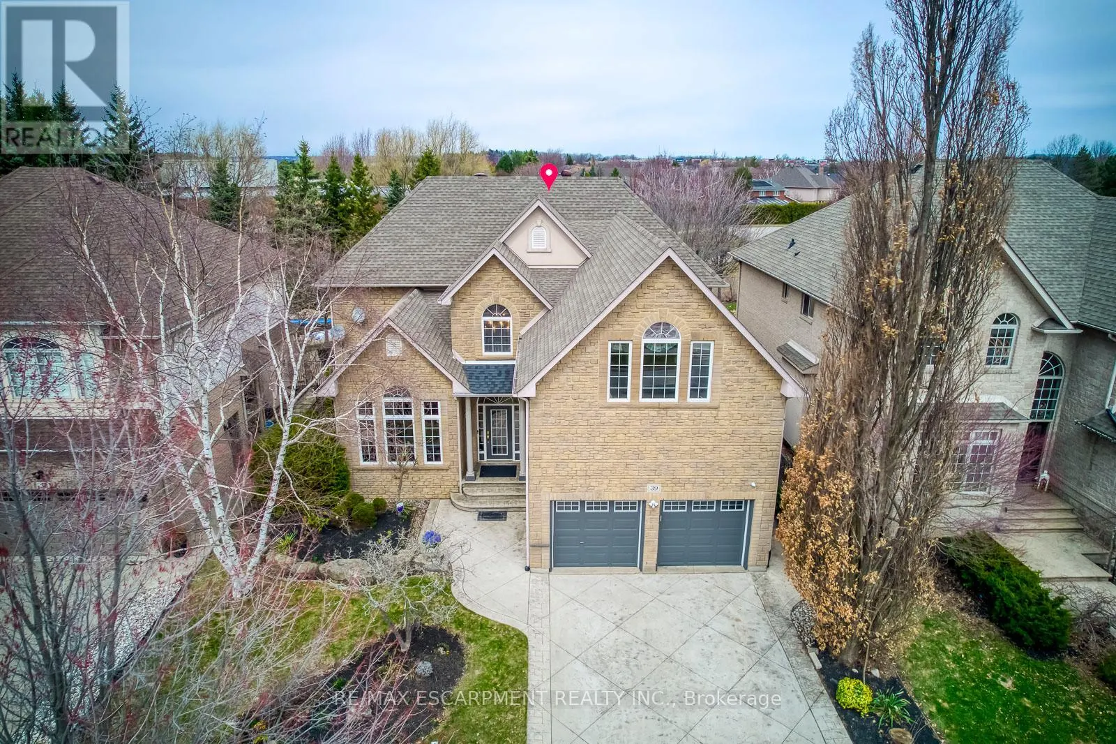 39 THOROUGHBRED BOULEVARD