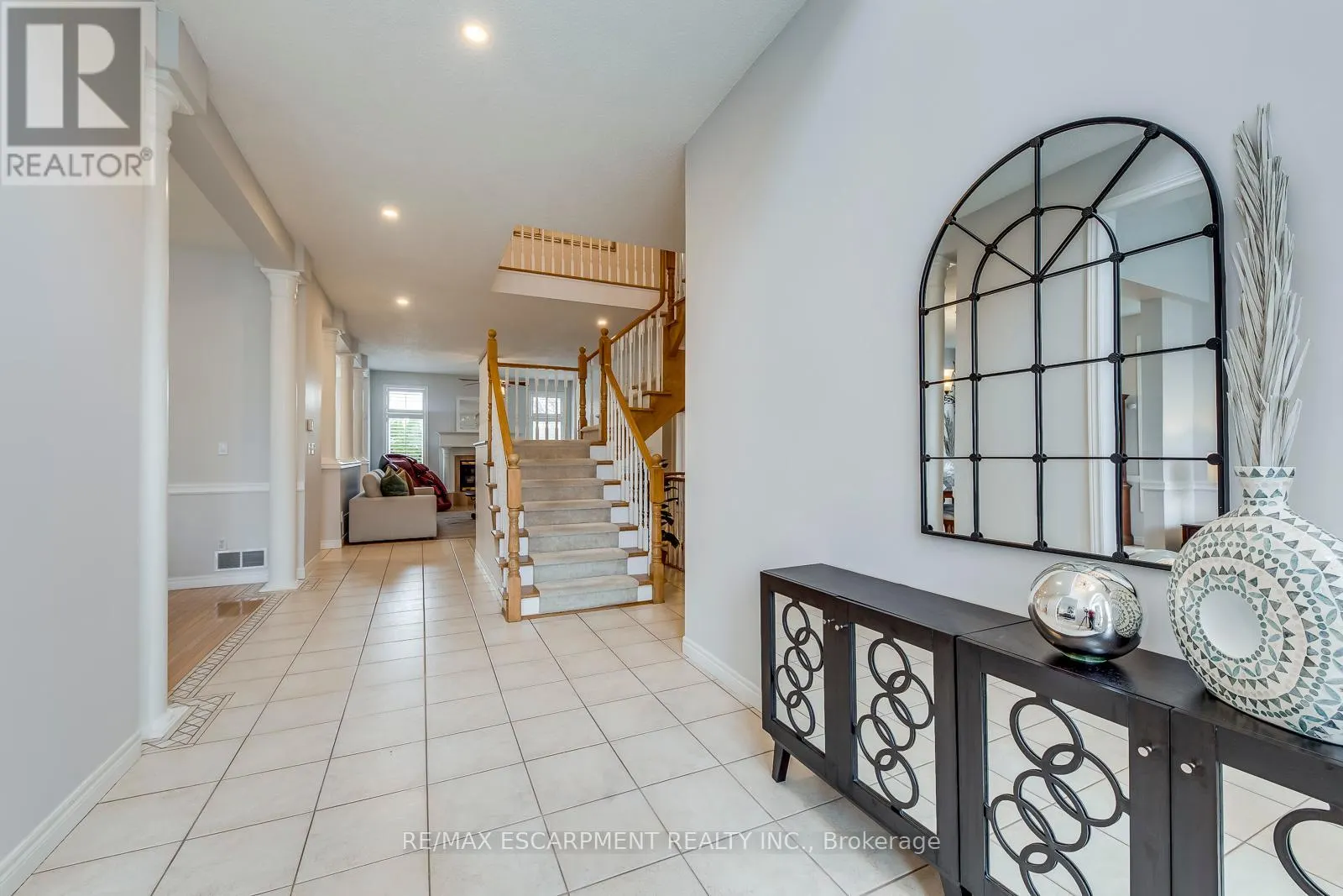 39 THOROUGHBRED BOULEVARD