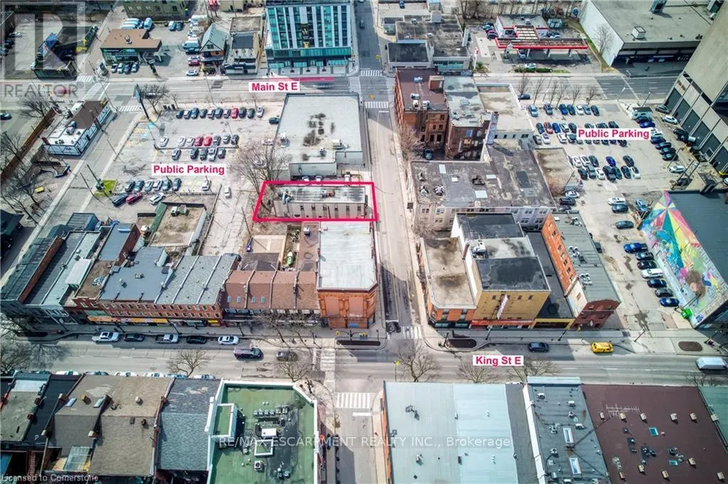 11 WALNUT STREET S