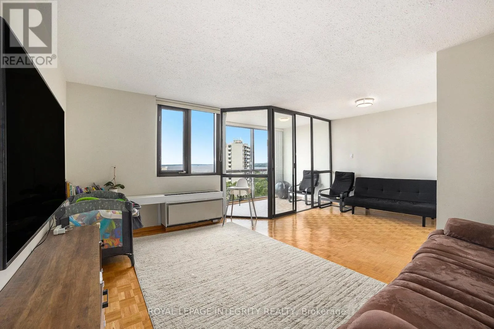 1608 - 2871 RICHMOND ROAD