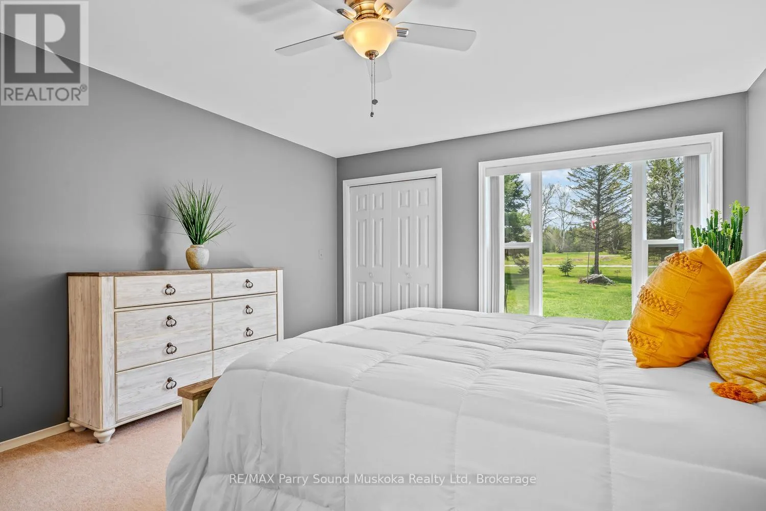 258 LAKESIDE TRAIL
