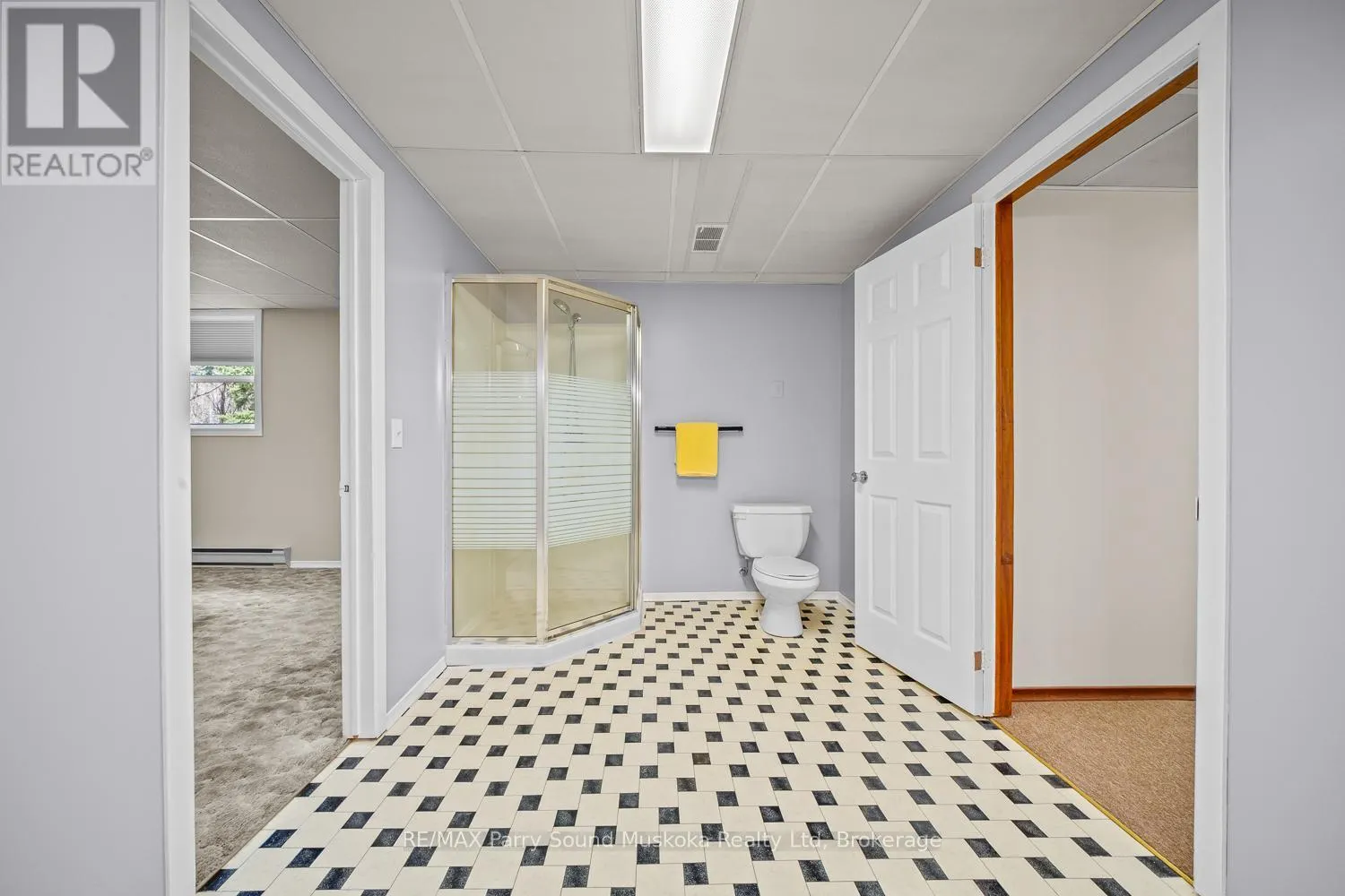 258 LAKESIDE TRAIL