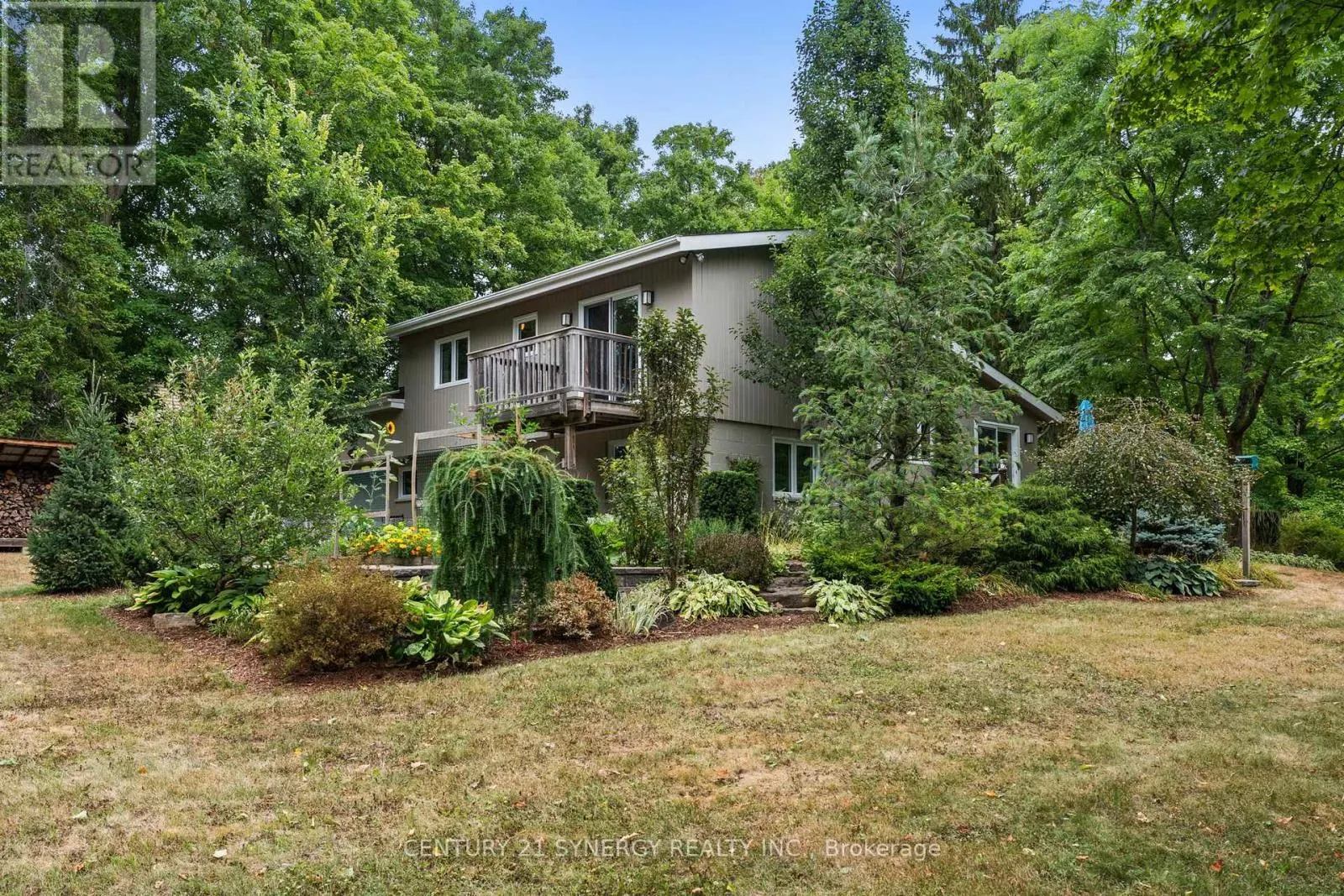 5984 THIRD LINE ROAD N