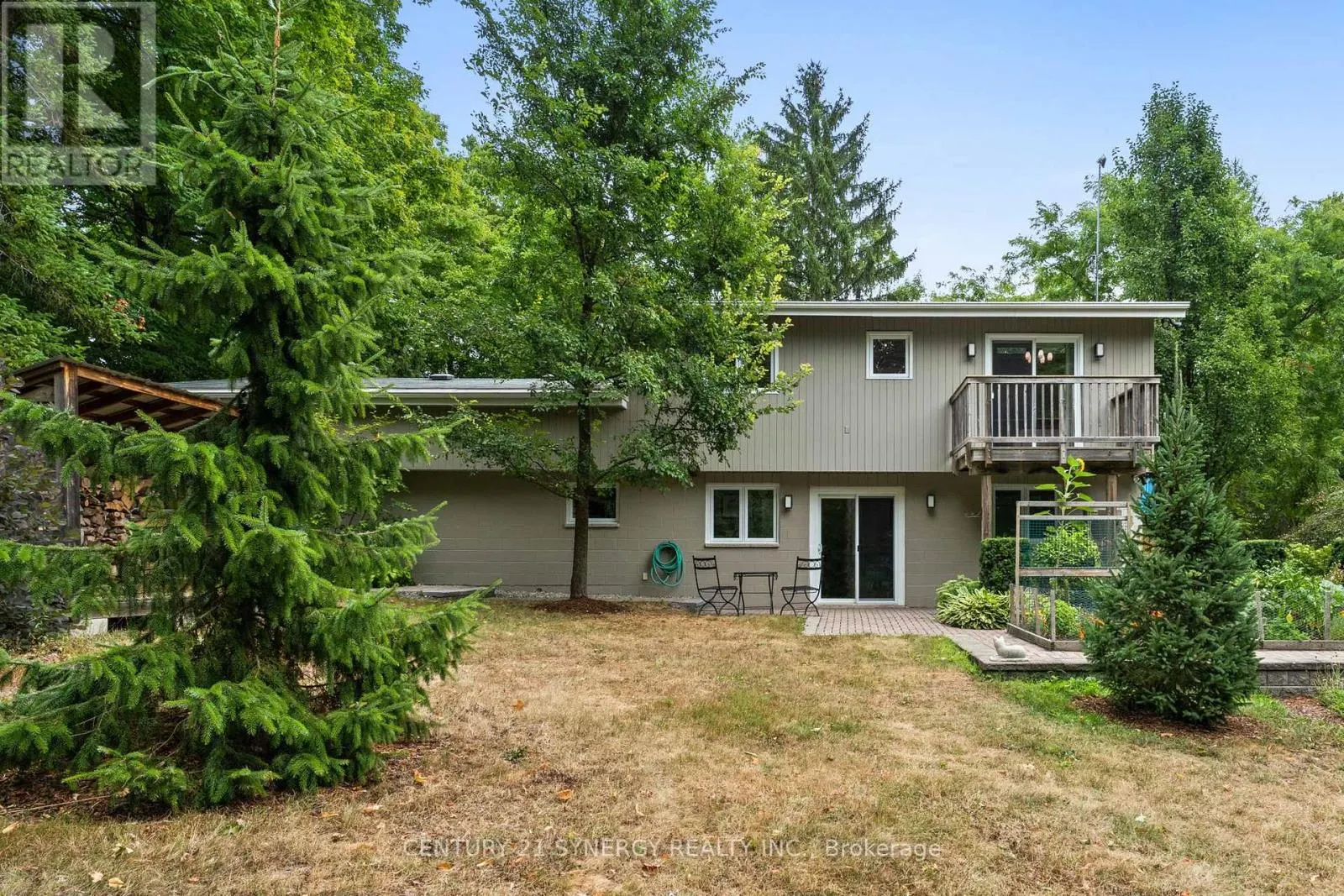 5984 THIRD LINE ROAD N