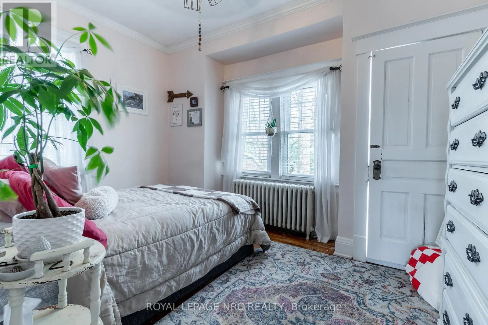 172 NIAGARA STREET