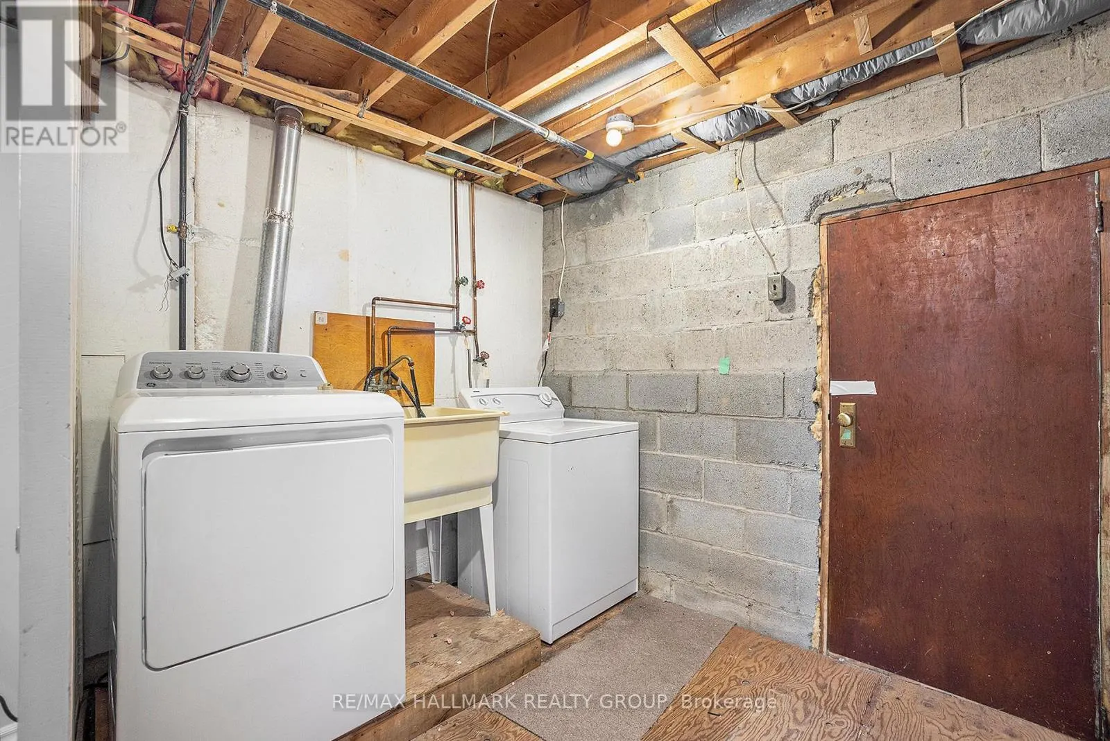 3533 INNES ROAD