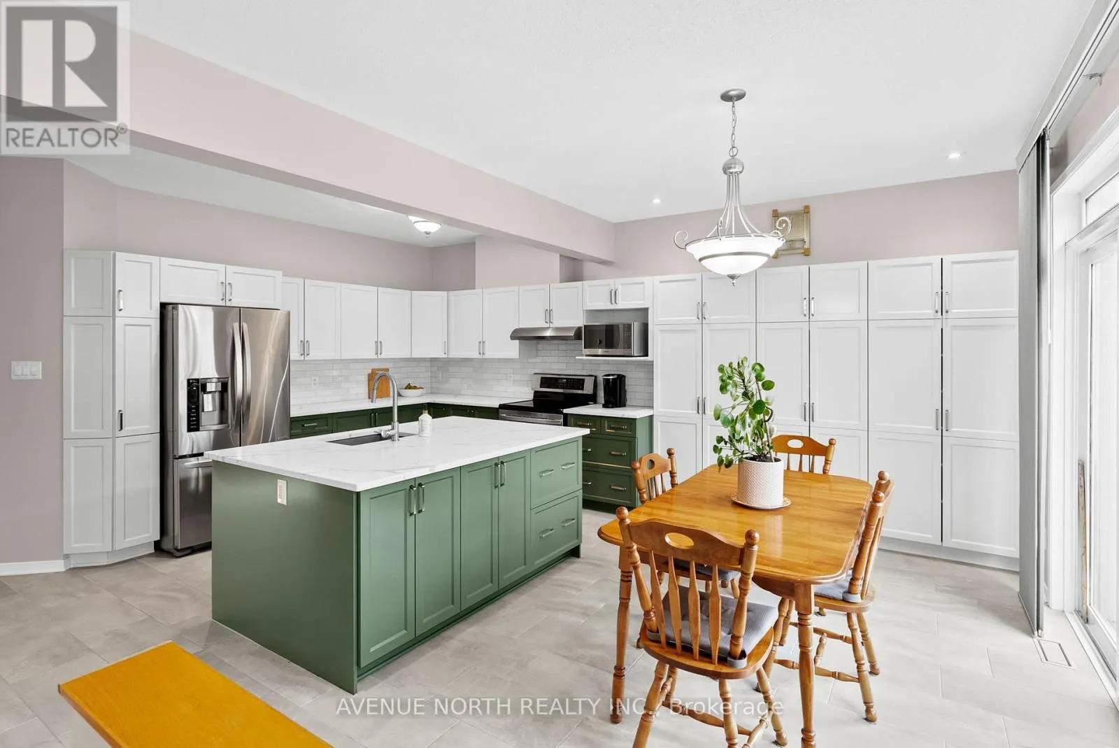 93 WHITESTONE DRIVE