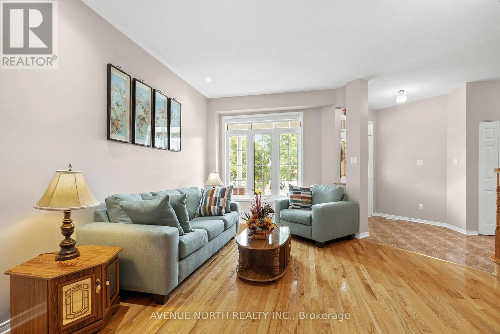 93 WHITESTONE DRIVE