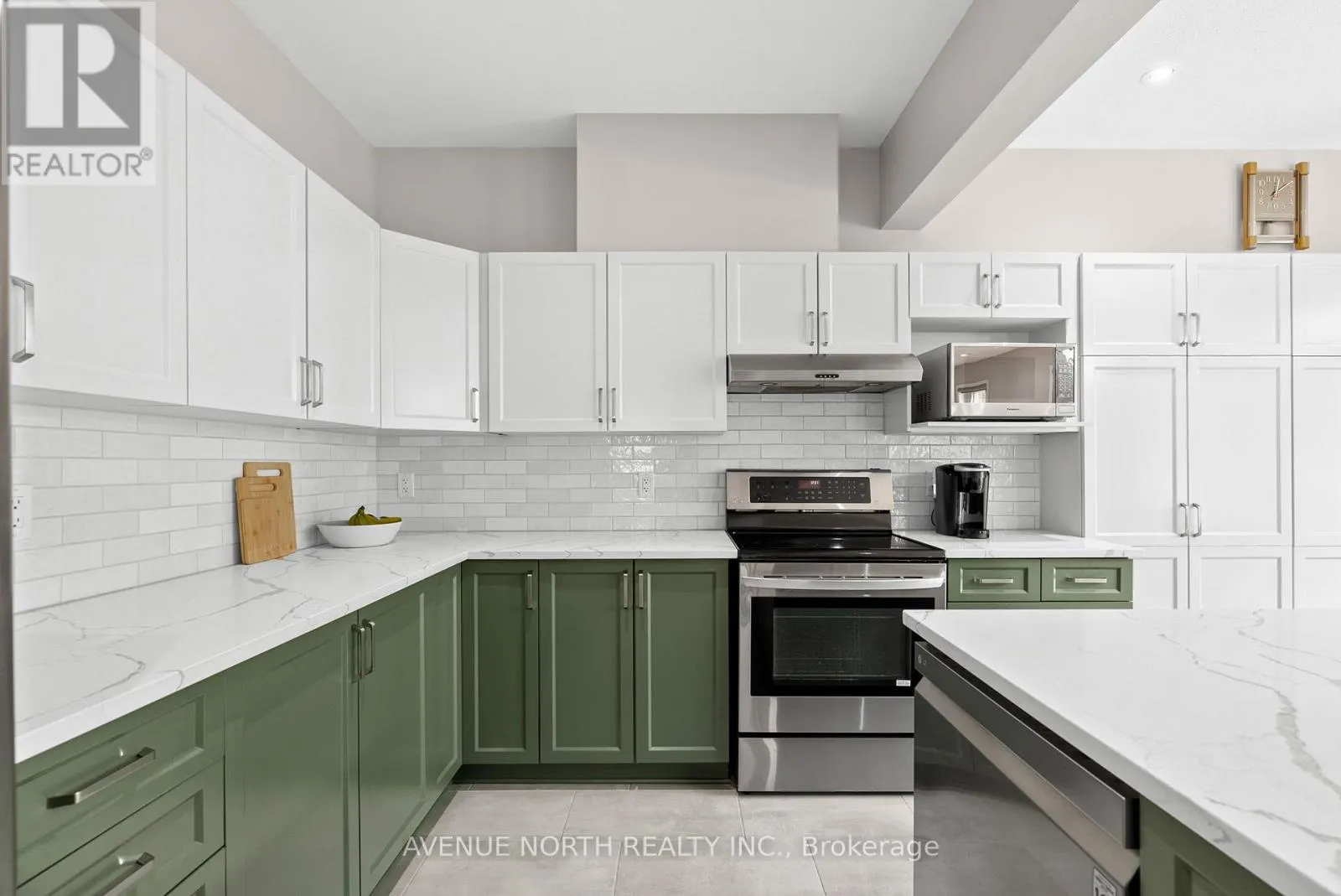 93 WHITESTONE DRIVE