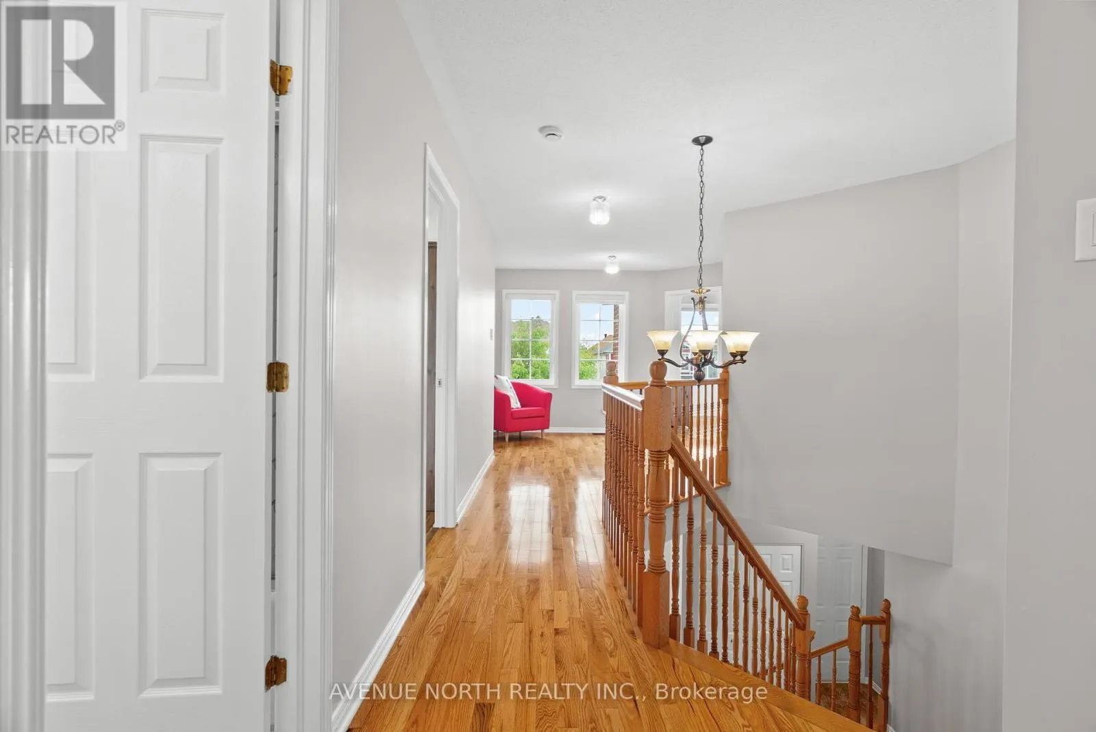 93 WHITESTONE DRIVE