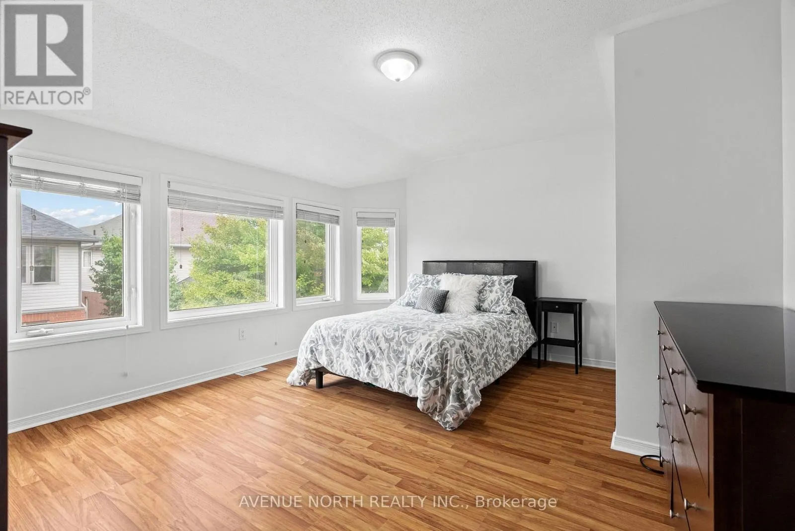 93 WHITESTONE DRIVE