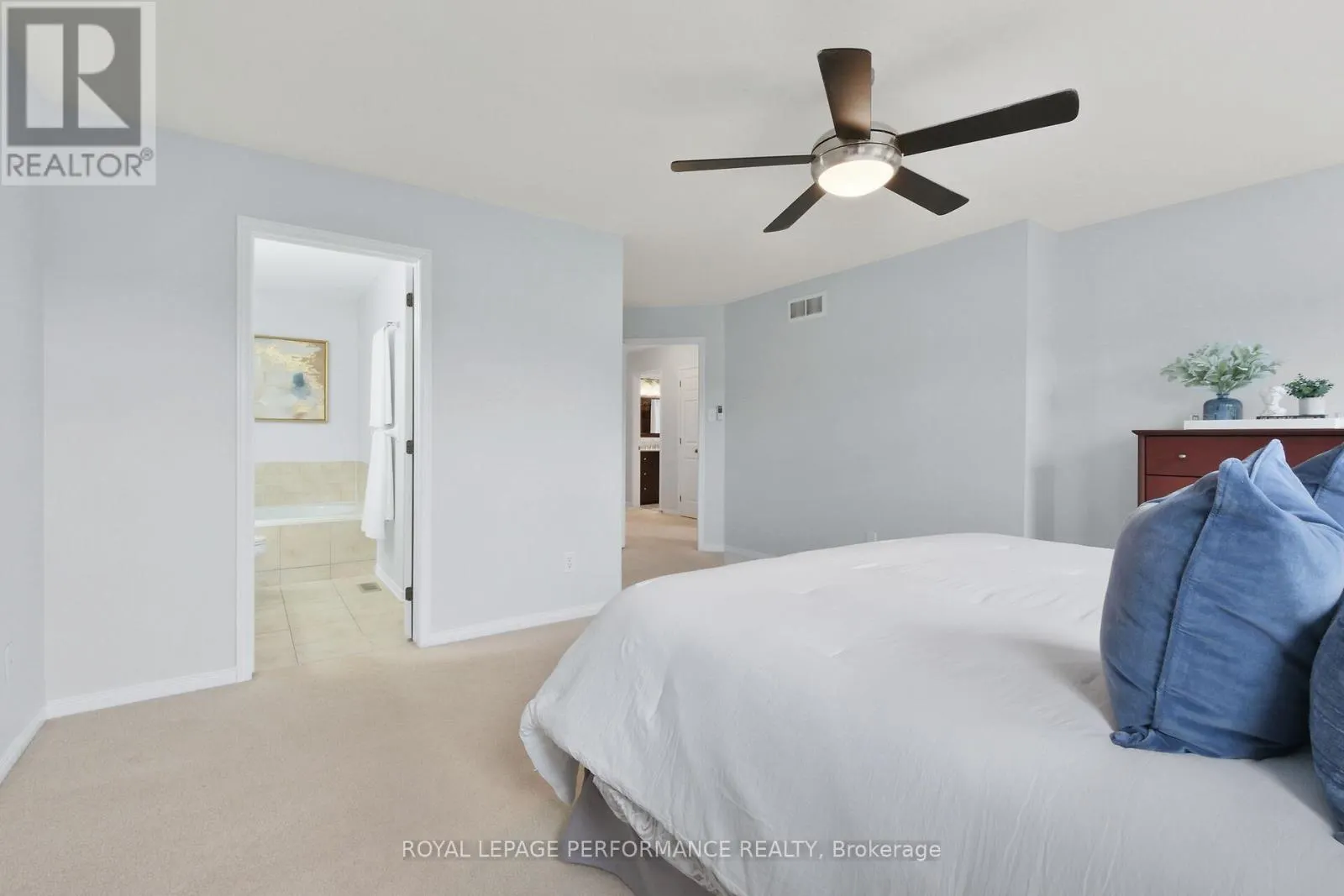 1038 FIELDFAIR WAY