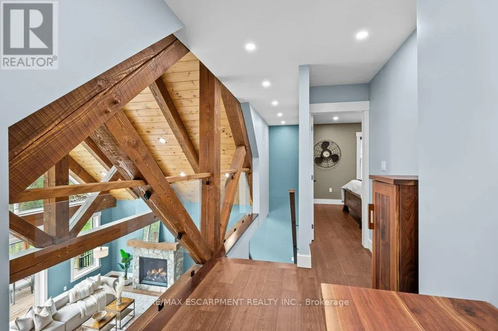 1040 CLYDE ROAD