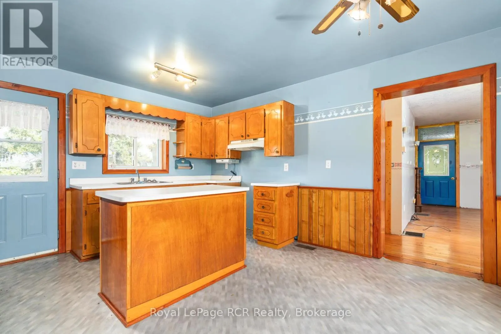 228 10 CONCESSION