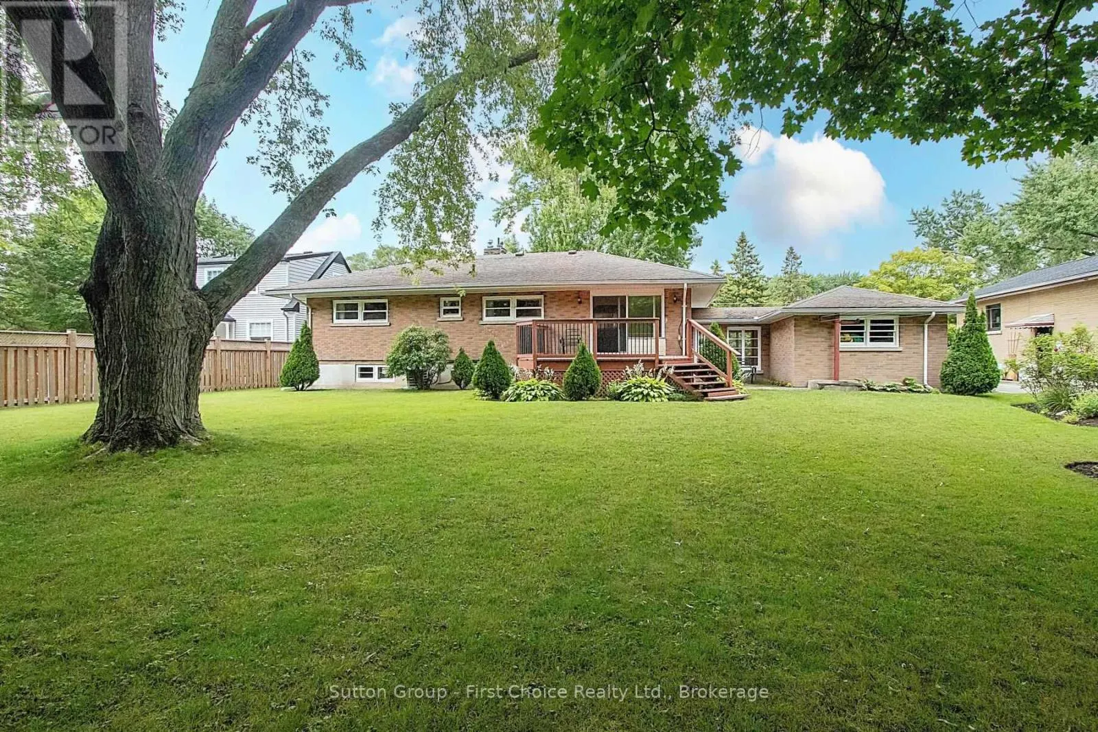 137 BRITANNIA STREET E