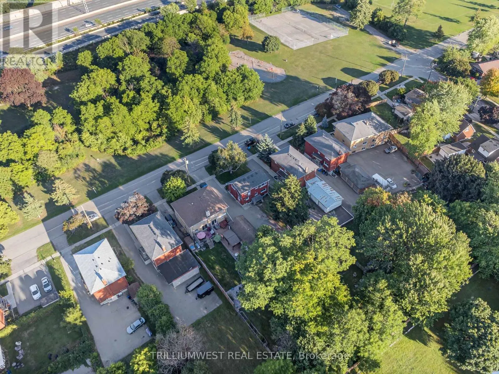 154 MONTGOMERY ROAD