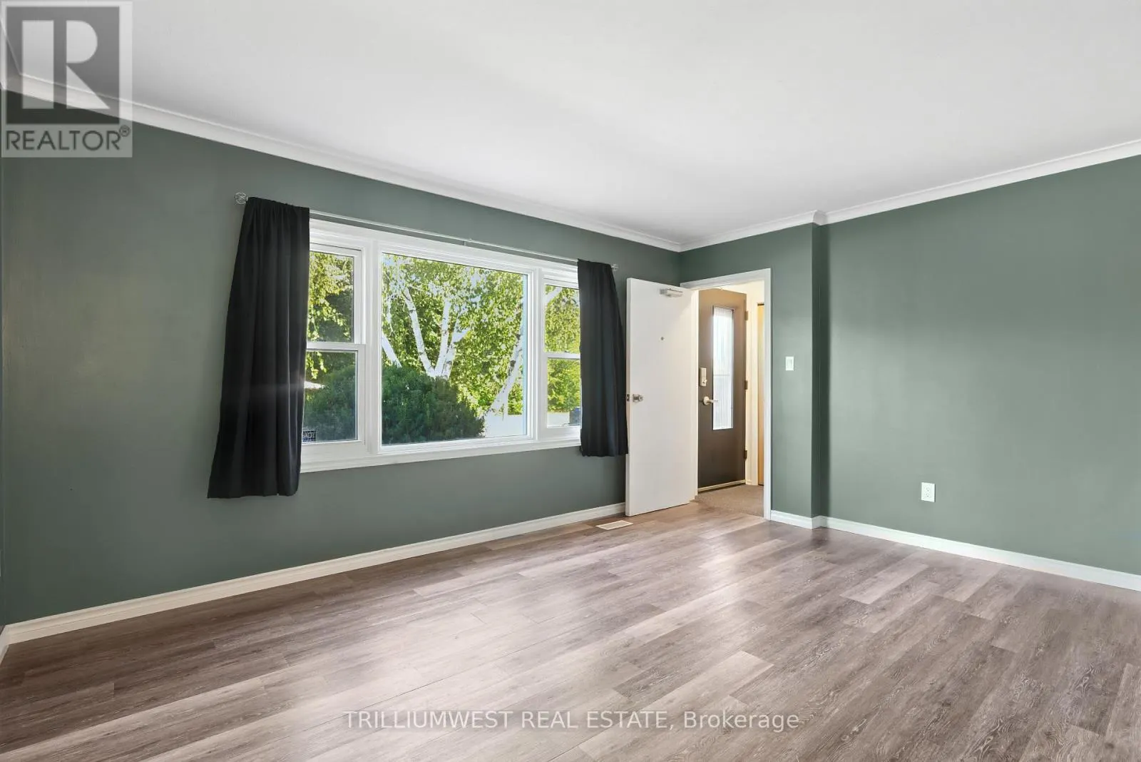 154 MONTGOMERY ROAD