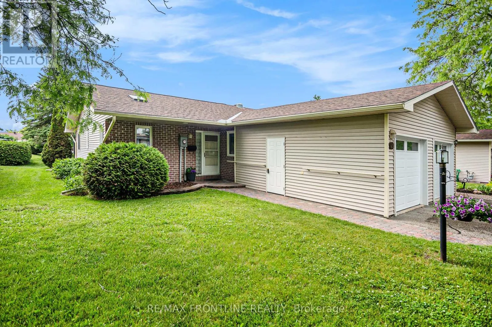 10 BATHURST ROAD