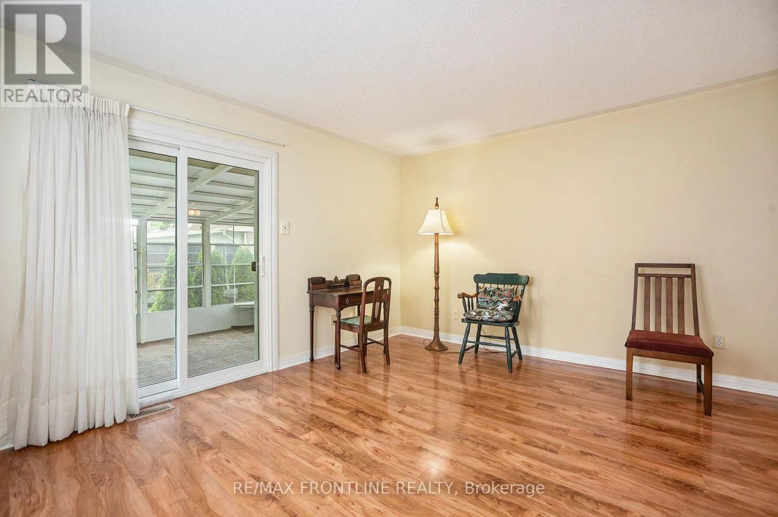 10 BATHURST ROAD