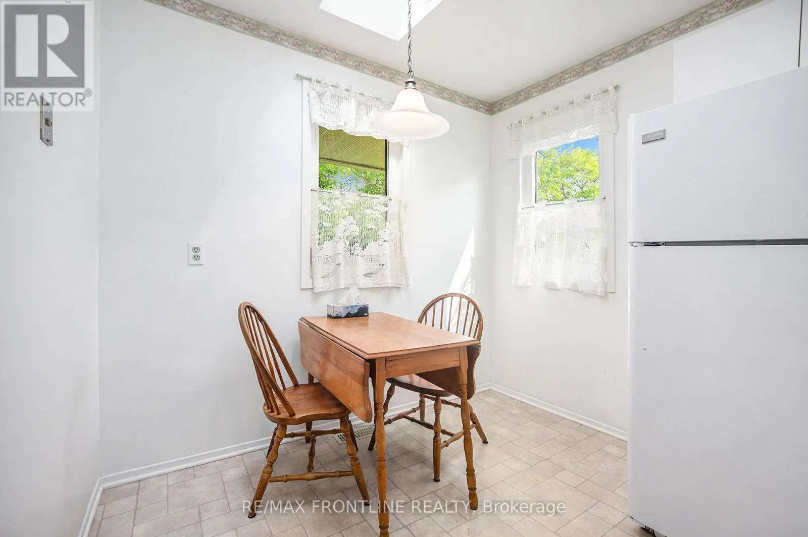 10 BATHURST ROAD