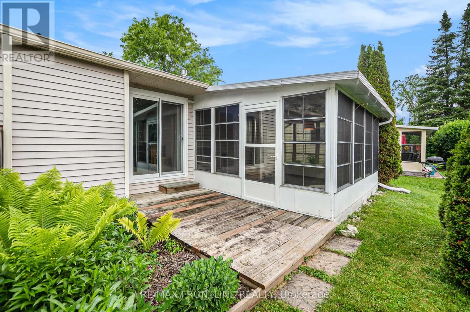10 BATHURST ROAD