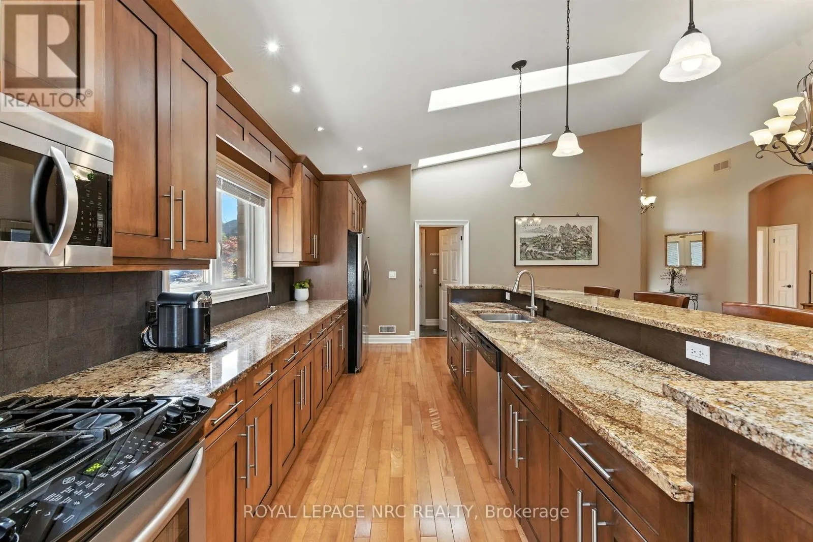 6 MCLEAN COURT
