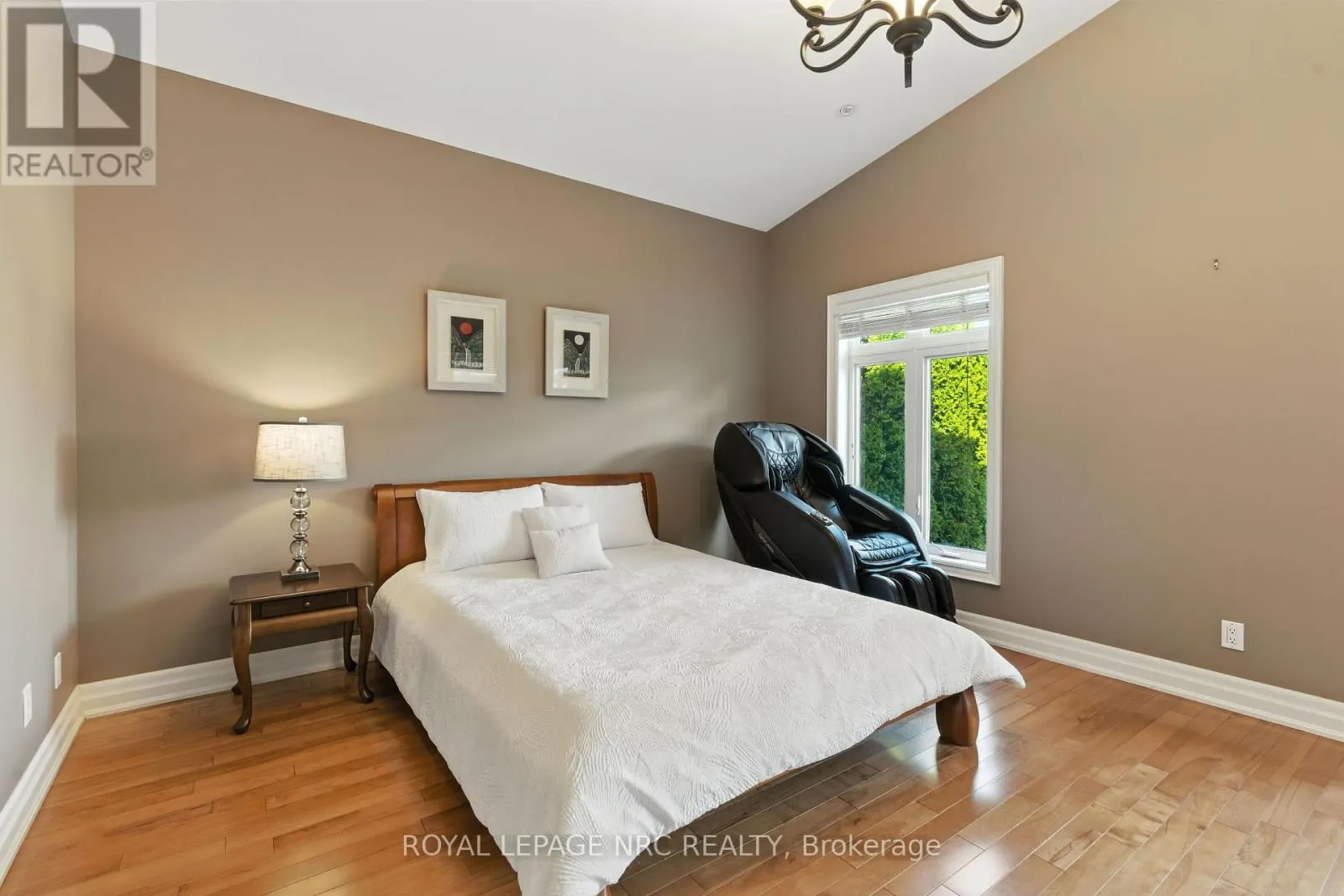 6 MCLEAN COURT