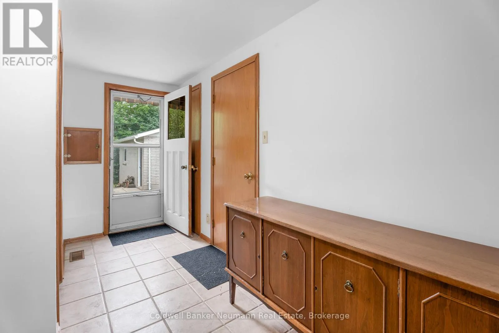 54 GLENBURNIE DRIVE