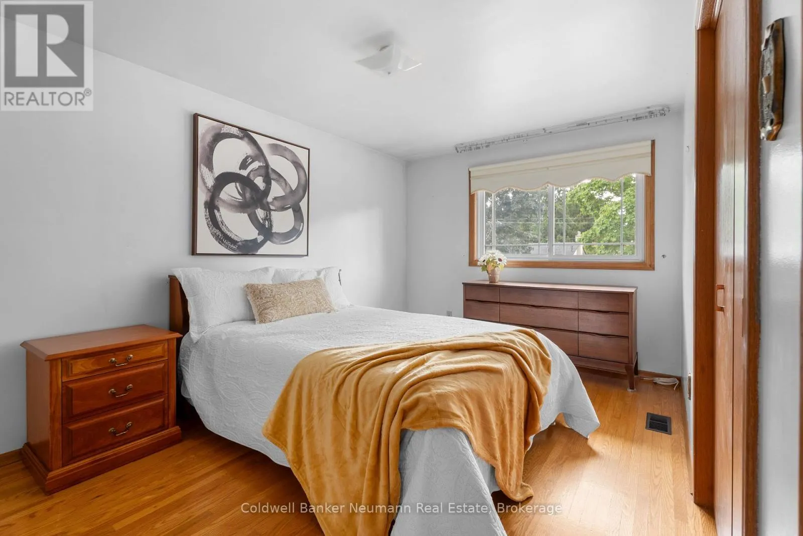 54 GLENBURNIE DRIVE