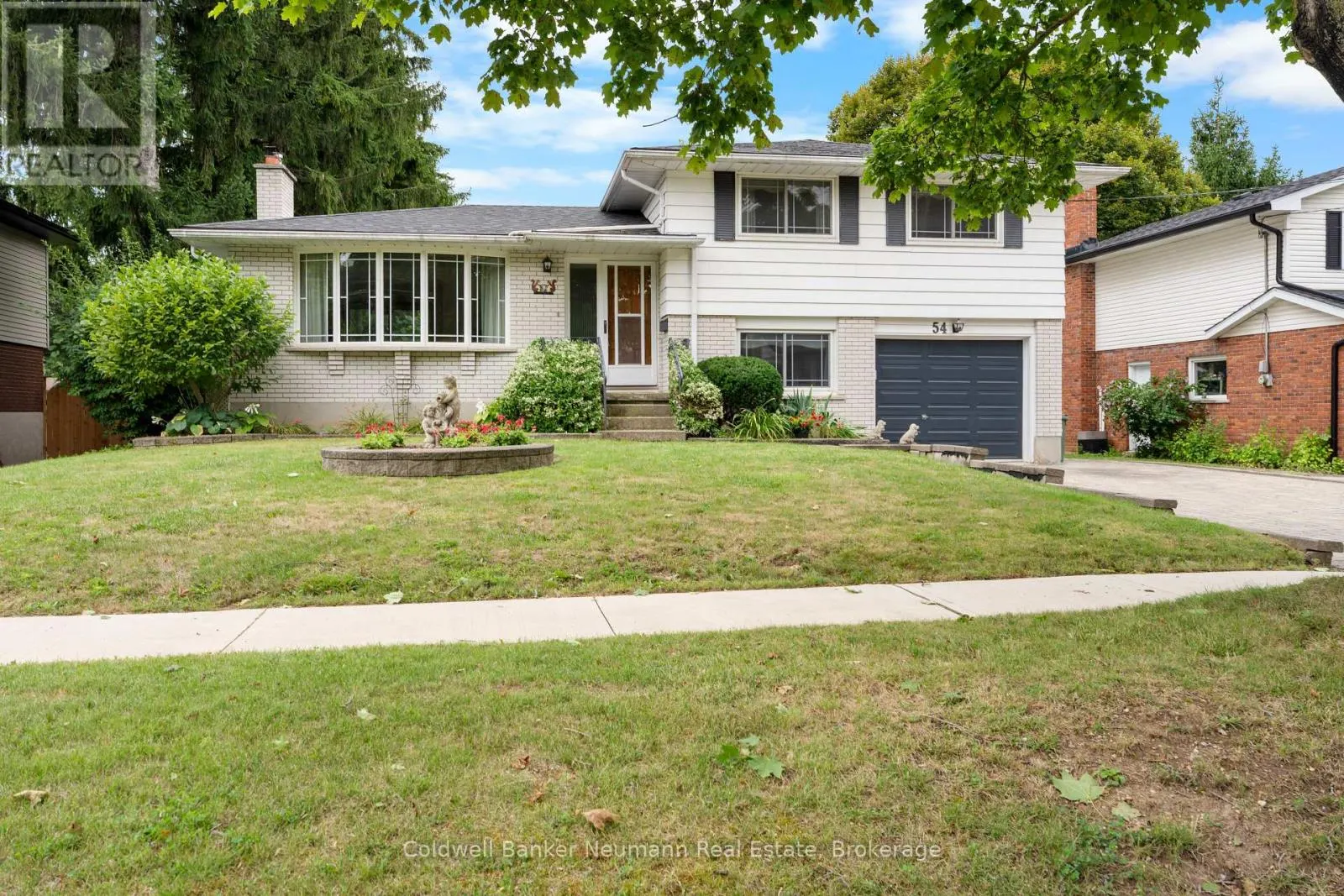 54 GLENBURNIE DRIVE