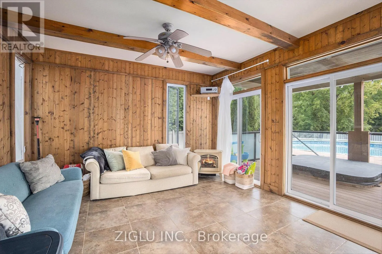 38 ORADEA CRESCENT