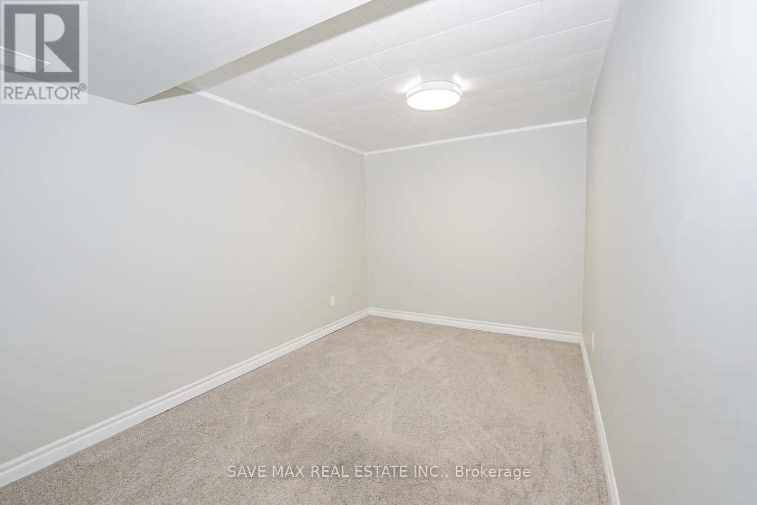 88 HARCOURT CRESCENT
