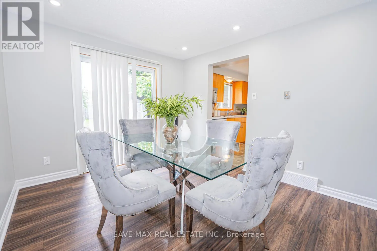 88 HARCOURT CRESCENT