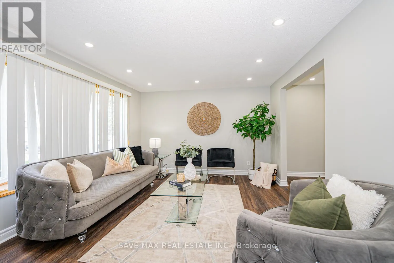 88 HARCOURT CRESCENT