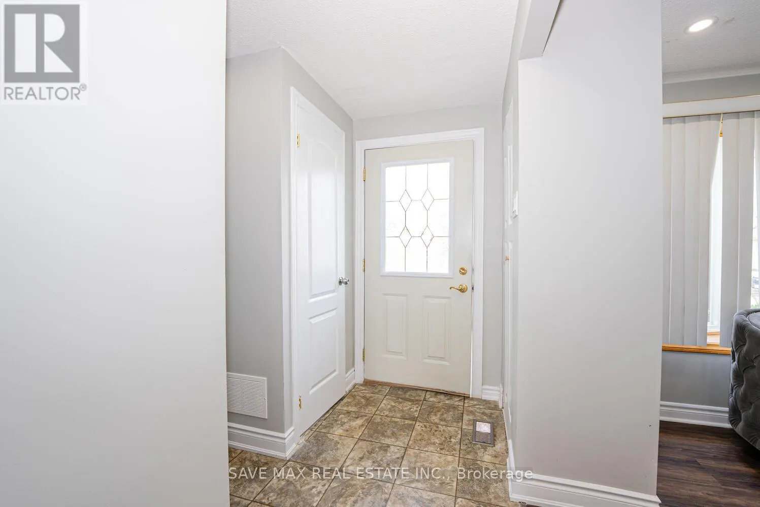 88 HARCOURT CRESCENT