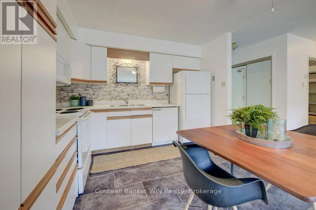 309 - 460 DURHAM STREET W, #309