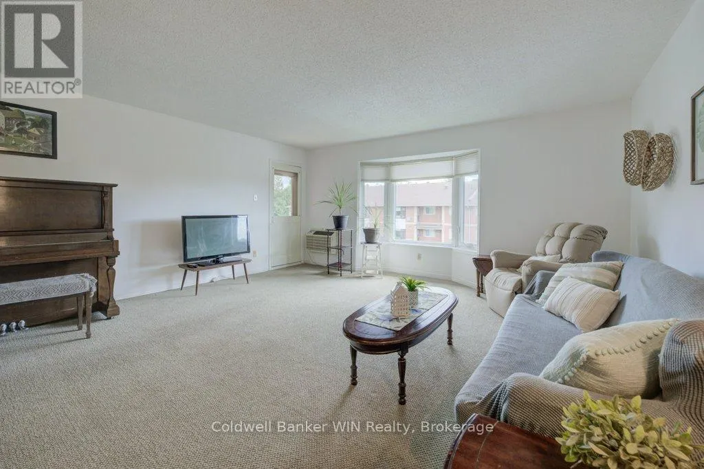 309 - 460 DURHAM STREET W, #309