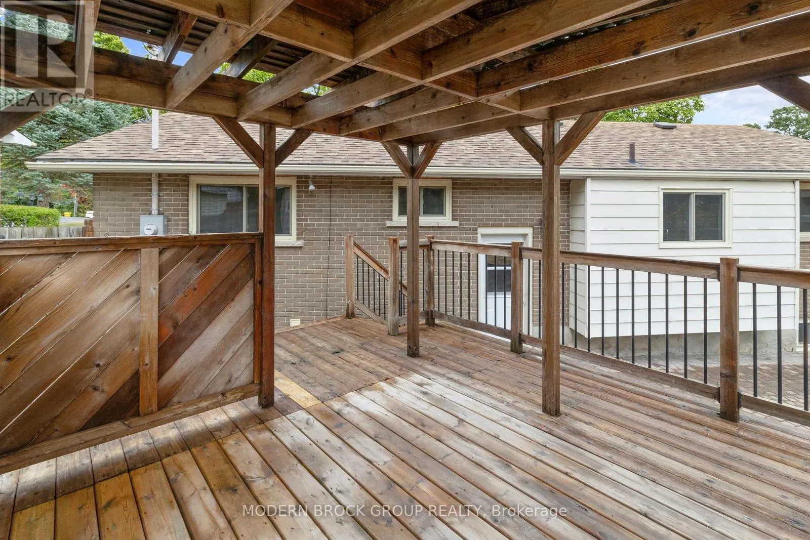 39 CONVAY CRESCENT