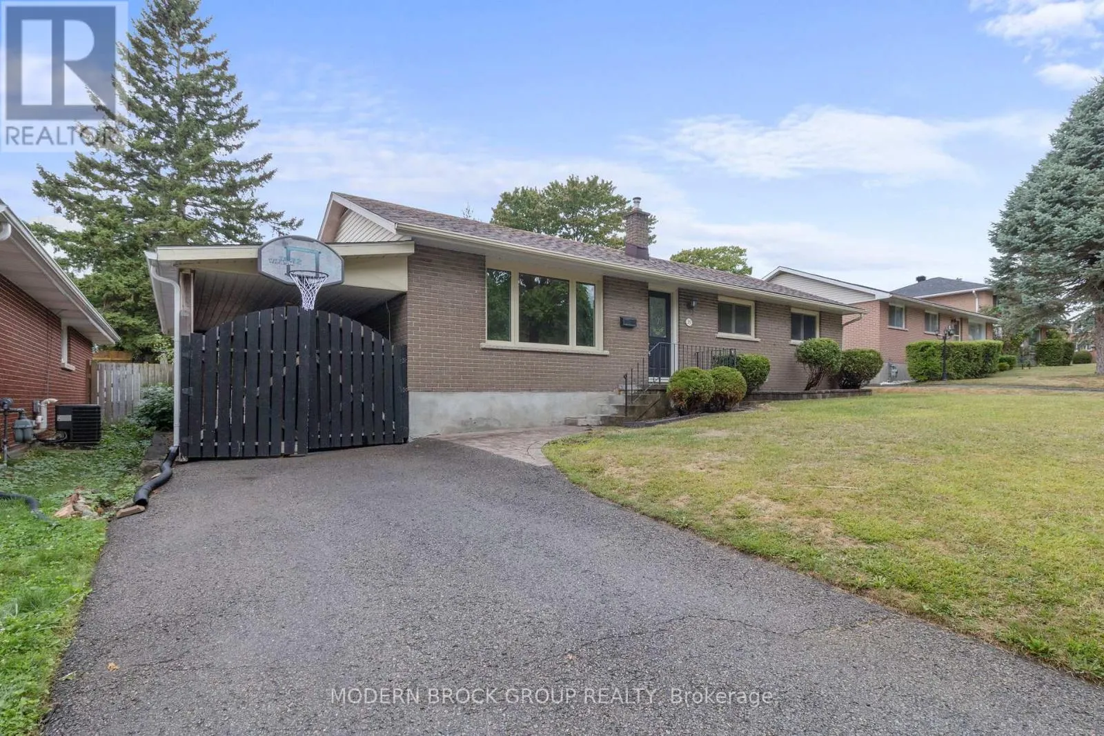 39 CONVAY CRESCENT