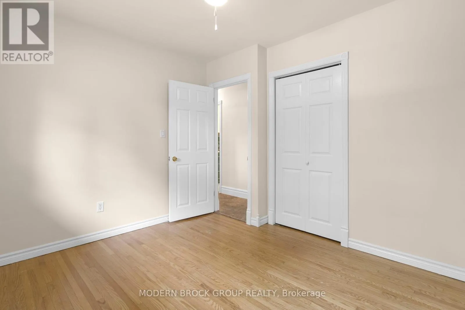 39 CONVAY CRESCENT